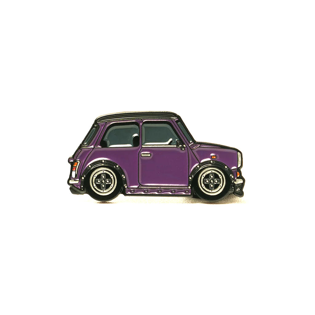 Leen Customs Soft enamel lapel pin of @Danni 's 1996 Rover Mini Cooper