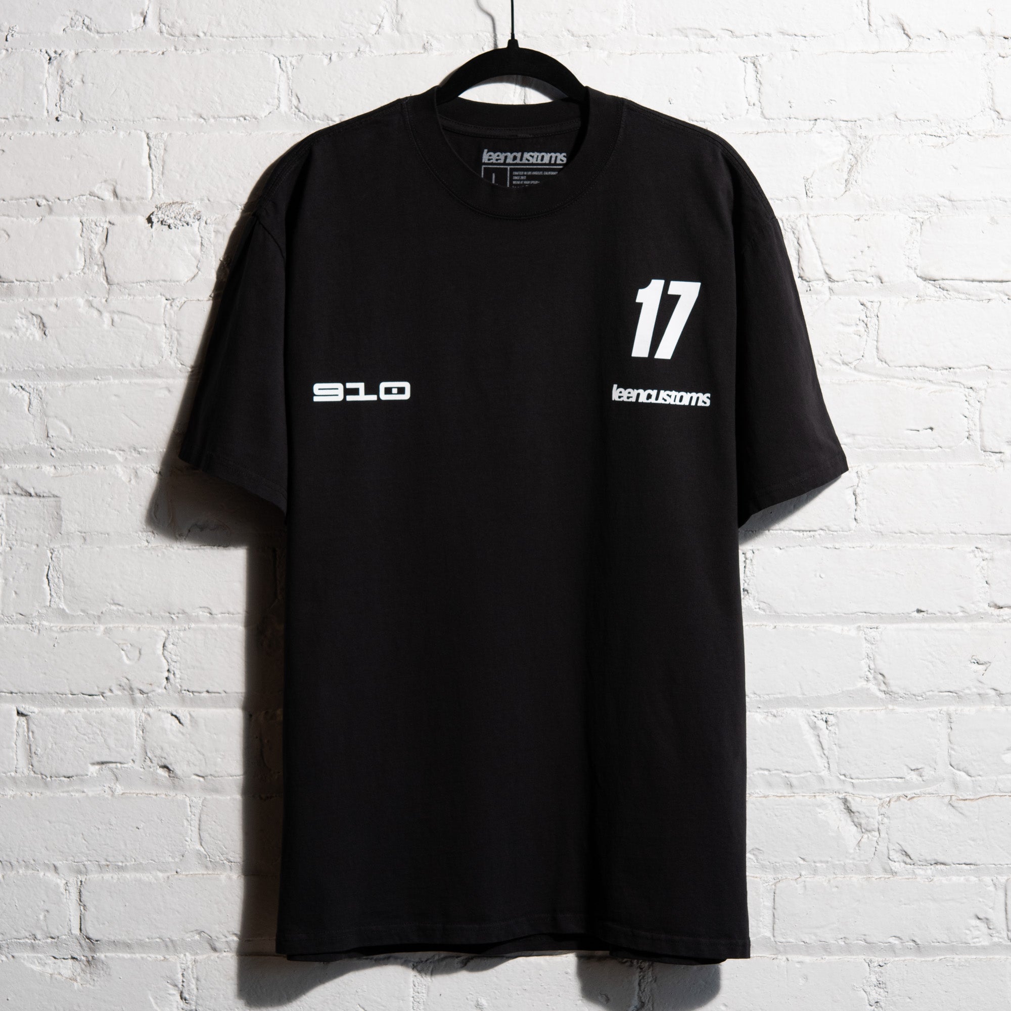 LC "910" - Staple Tee